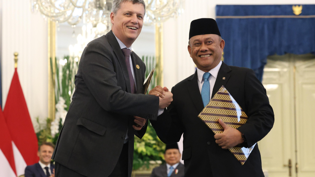 Dukung Program MBG, BGN Labuhanbatu dan Danone Teken MoU